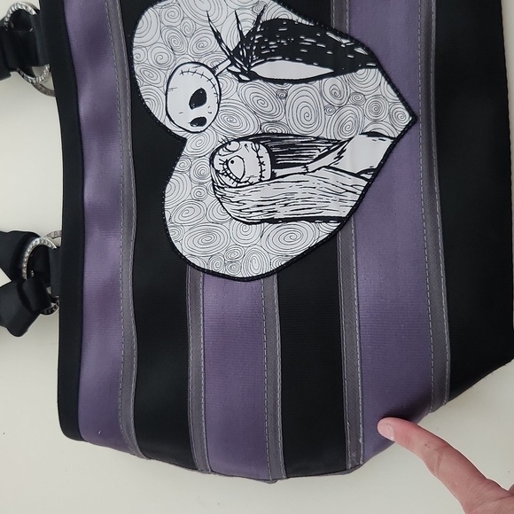 Harveys Disney Couture The Nightmare Before Christmas Carriage Ring Tote - Picture 11 of 14